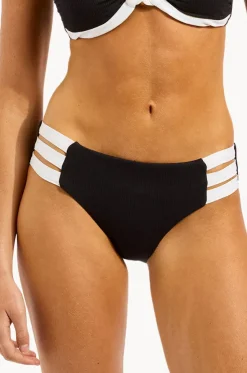 Bandwave Multi Strap Hipster