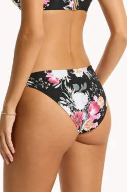 Belle Regular Cheeky Pant