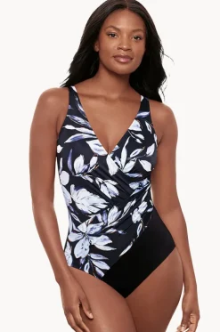 Fiore Di Luna Oceanus One Piece
