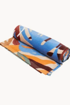 Palmas Towel
