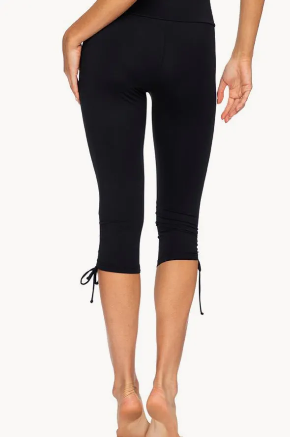 Plain Capri Tie Side Swim Pant