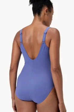 Shaping Aquanite One Piece