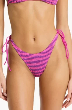 Stripe Serenity Brief