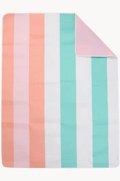 Utopia Beach & Picnic Blanket