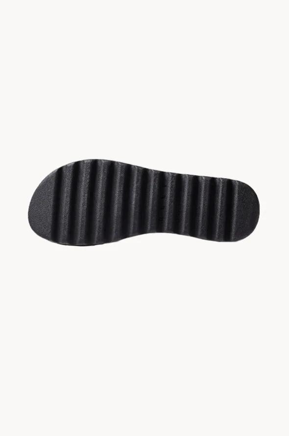 Water Vista Higher Sandal
